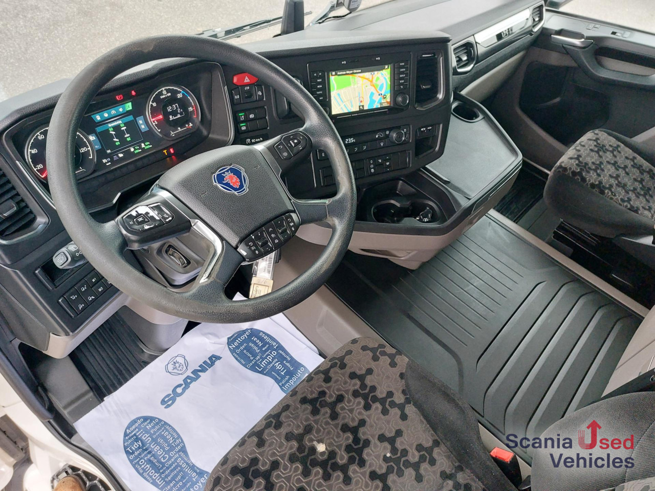 SCANIA R 450 A4x2EB verstellbare Sattelplatte TOP!!! - Tractor unit: picture 2 SCANIA R 450 A4x2EB verstellbare Sattelplatte TOP!!! - Tractor unit: picture 2