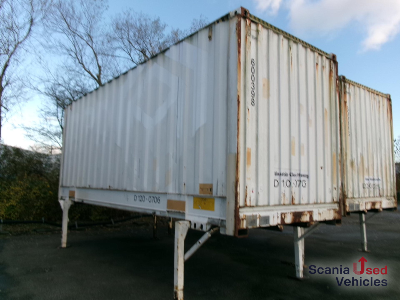 Wechselkoffer 7,45m mit Rolltor Schlüssellochwand - Closed box trailer: picture 1 Wechselkoffer 7,45m mit Rolltor Schlüssellochwand - Closed box trailer: picture 1