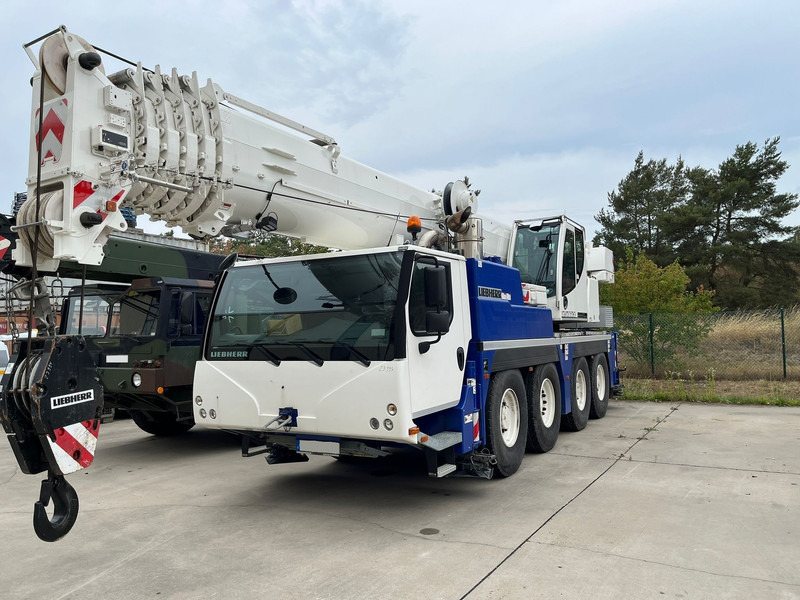 Liebherr LTM 1070-4.2 - Mobile crane: picture 1 Liebherr LTM 1070-4.2 - Mobile crane: picture 1