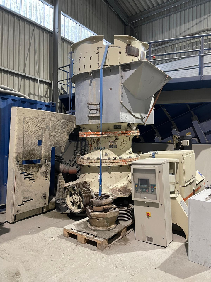 METSO GP200S - Cone crusher: picture 1 METSO GP200S - Cone crusher: picture 1