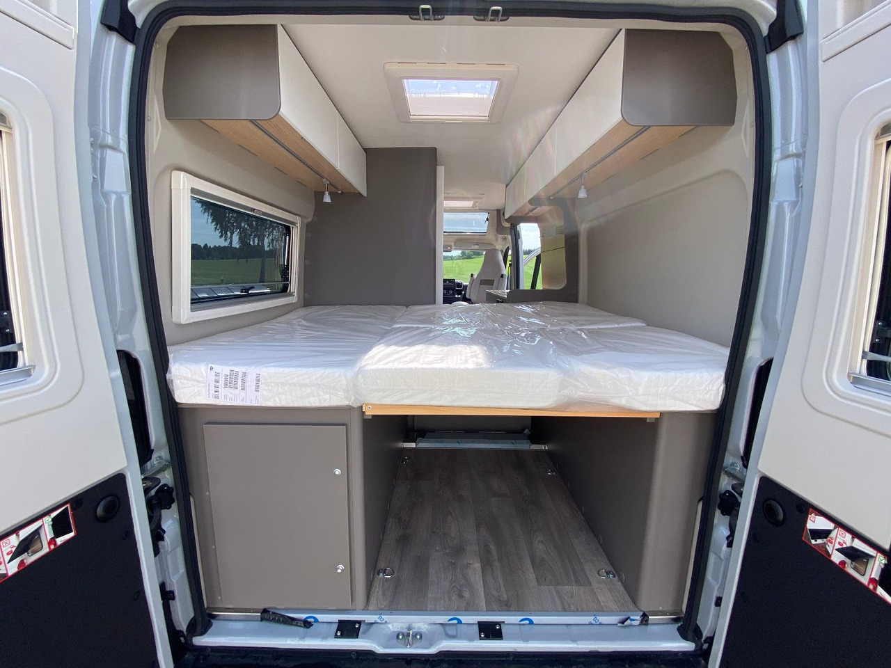 Camper van Carado CV 600 Dieselstandheizung, Skyroof, white Label: picture 18 Camper van Carado CV 600 Dieselstandheizung, Skyroof, white Label: picture 18