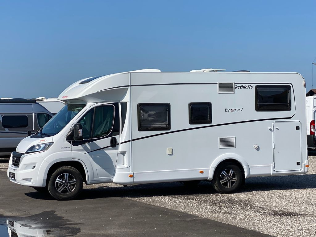 Dethleffs Trend T 6717 EB, SAT,RFK, Längsbetten, AHK - Semi-integrated motorhome: picture 3 Dethleffs Trend T 6717 EB, SAT,RFK, Längsbetten, AHK - Semi-integrated motorhome: picture 3