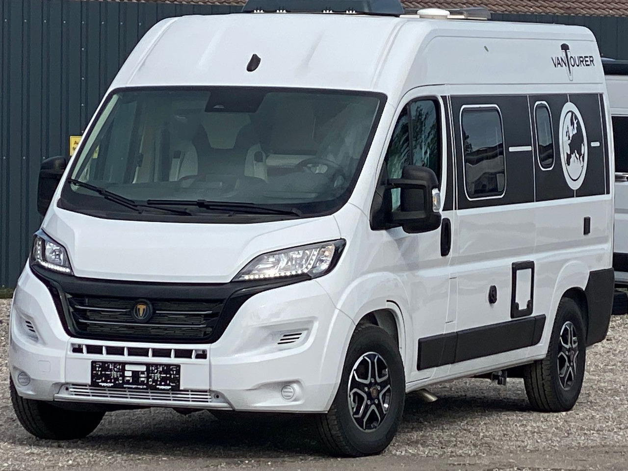 VANTourer 540 D,Automatik - Camper van: picture 3 VANTourer 540 D,Automatik - Camper van: picture 3