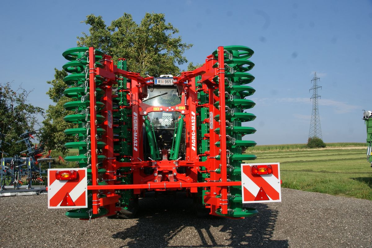 Agro-Masz BT 40 - Aktion Lagermaschine - Disc harrow: picture 4 Agro-Masz BT 40 - Aktion Lagermaschine - Disc harrow: picture 4