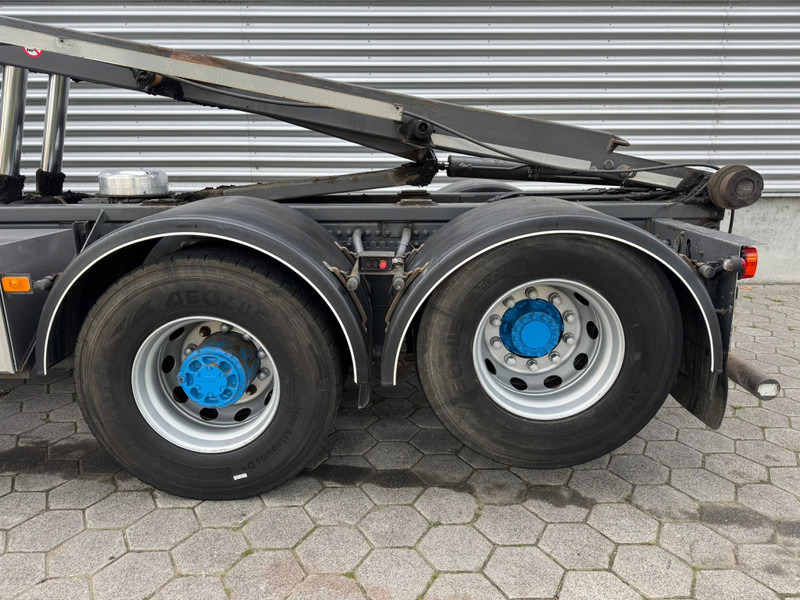 Volvo FH16.550 / Manual / 6X2 / Big Axle / TUV:2-2026 / NL Truck - Cable system truck: picture 5 Volvo FH16.550 / Manual / 6X2 / Big Axle / TUV:2-2026 / NL Truck - Cable system truck: picture 5