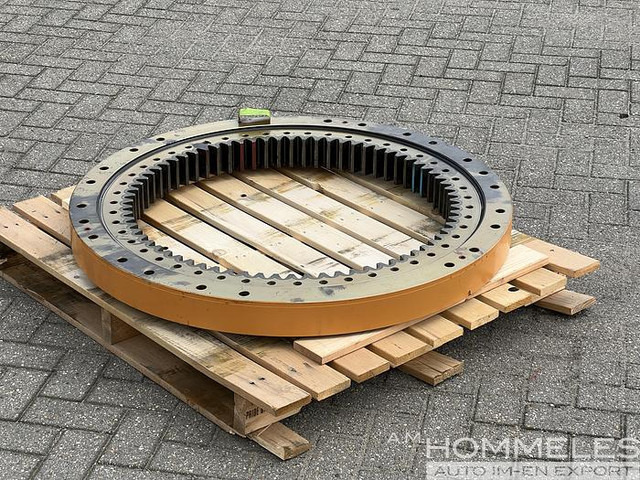 CNH INDUSTRIAL SLEWING RING H2239954 - Truck mounted crane: picture 1 CNH INDUSTRIAL SLEWING RING H2239954 - Truck mounted crane: picture 1