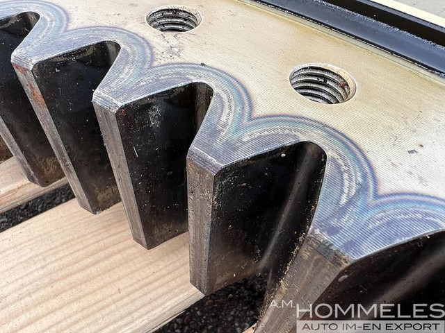 CNH INDUSTRIAL SLEWING RING H2239954 - Truck mounted crane: picture 4 CNH INDUSTRIAL SLEWING RING H2239954 - Truck mounted crane: picture 4