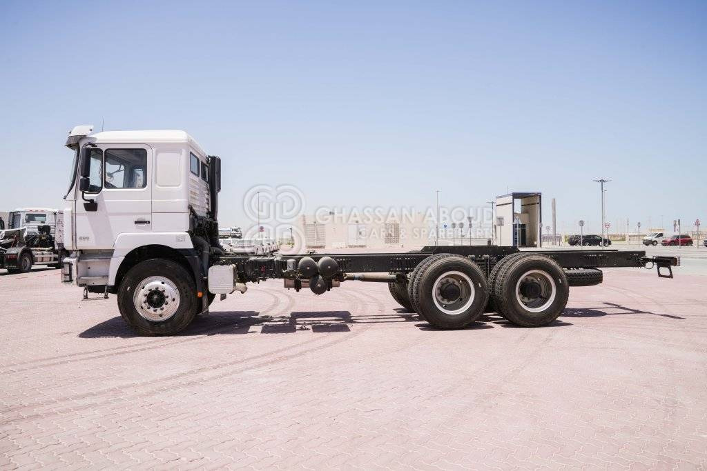 Cab chassis truck SHACMAN F3000 6×4 CHASSIS CAB MY25 Rigid Chassis Cab: picture 9