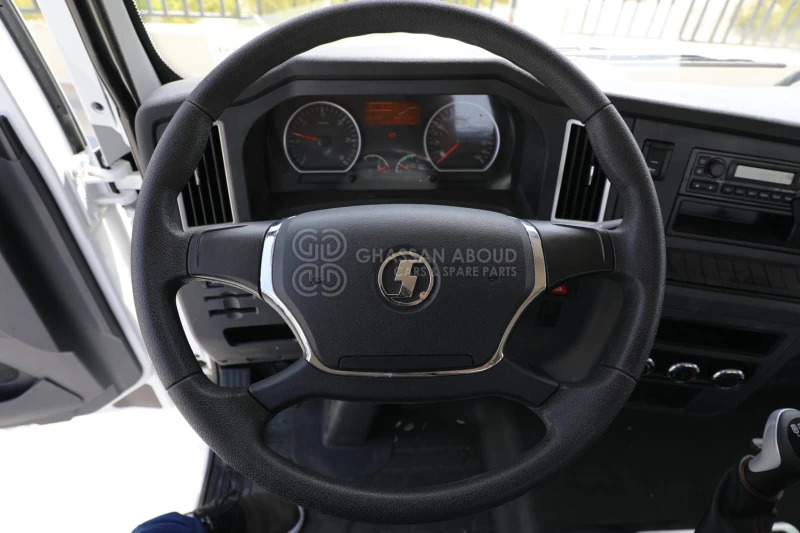 Shacman 4x2 L3000 Chassis - Cab chassis truck: picture 5 Shacman 4x2 L3000 Chassis - Cab chassis truck: picture 5