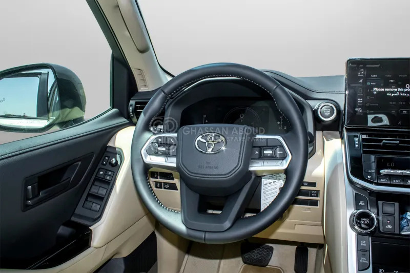 Toyota Land Cruiser 300 - SUV: picture 5 Toyota Land Cruiser 300 - SUV: picture 5