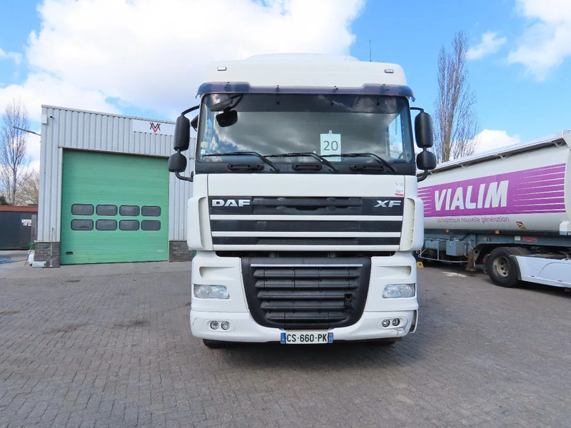 DAF XF 105.460 654164 km EEV Euro5 , 6x2, Retarder, towbar. FRANCE truck! - Dropside/ Flatbed truck: picture 4 DAF XF 105.460 654164 km EEV Euro5 , 6x2, Retarder, towbar. FRANCE truck! - Dropside/ Flatbed truck: picture 4