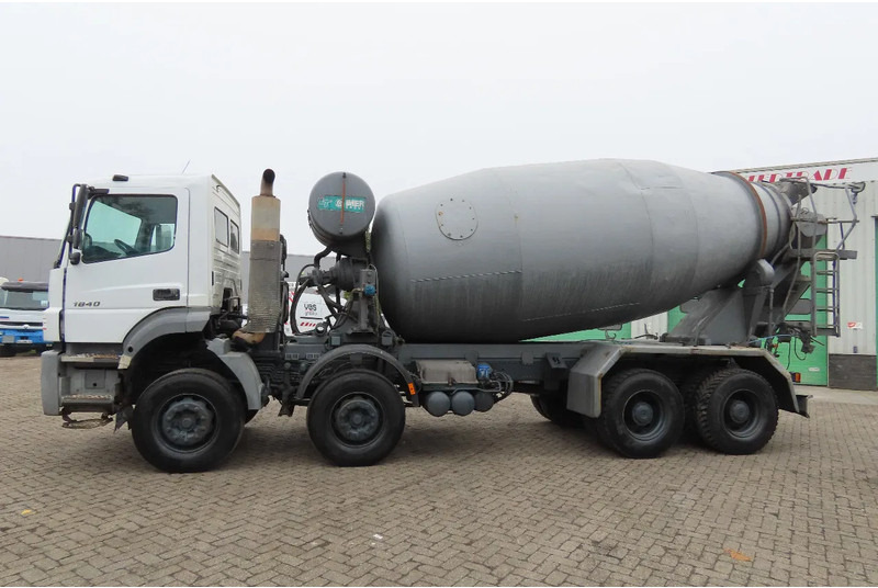 Mercedes-Benz Axor 4140 236540 KM ! BIG AXELS, Manual gearbox, FULL SPRING! 8х4 - Concrete mixer truck: picture 5 Mercedes-Benz Axor 4140 236540 KM ! BIG AXELS, Manual gearbox, FULL SPRING! 8х4 - Concrete mixer truck: picture 5
