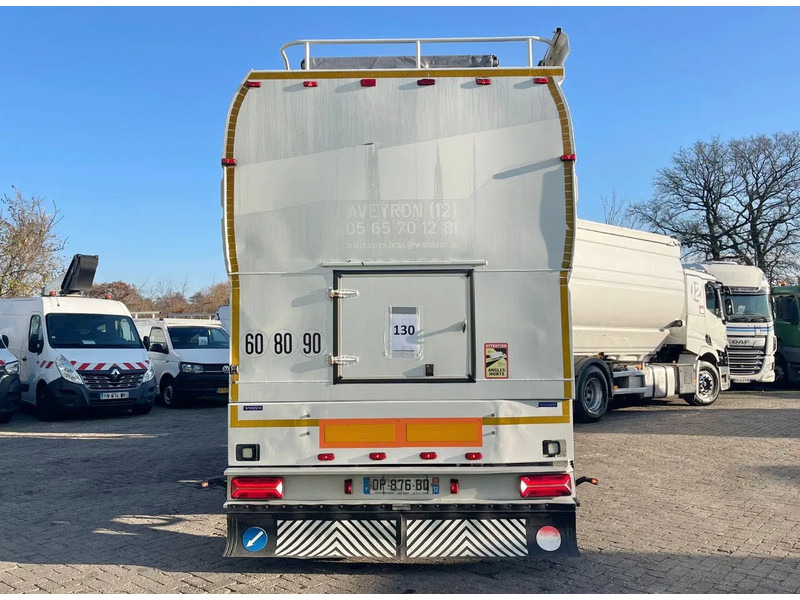 Samro TSCI AUGER / AIR 4 COMPARTMENTS, BPW AXLES - Tank trailer: picture 4 Samro TSCI AUGER / AIR 4 COMPARTMENTS, BPW AXLES - Tank trailer: picture 4