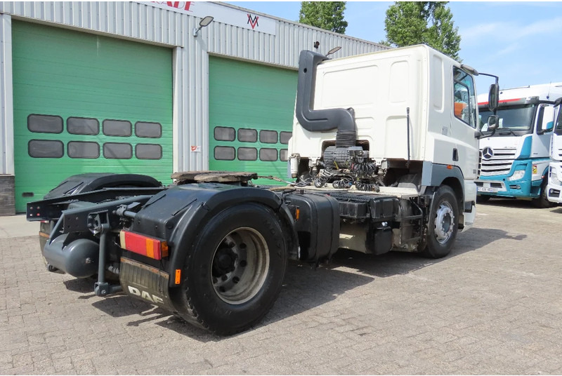 DAF CF 85.410 Manual, Retarder, PTO/Hydraulic, Very clean truck! - Tractor unit: picture 5 DAF CF 85.410 Manual, Retarder, PTO/Hydraulic, Very clean truck! - Tractor unit: picture 5