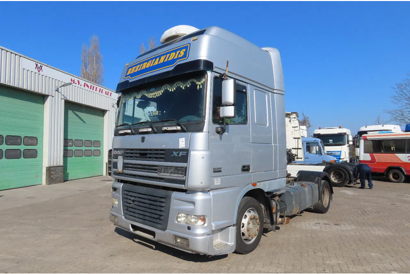 DAF XF 95.480 EURO4 Royal Truck! Manual - Tractor unit: picture 3 DAF XF 95.480 EURO4 Royal Truck! Manual - Tractor unit: picture 3