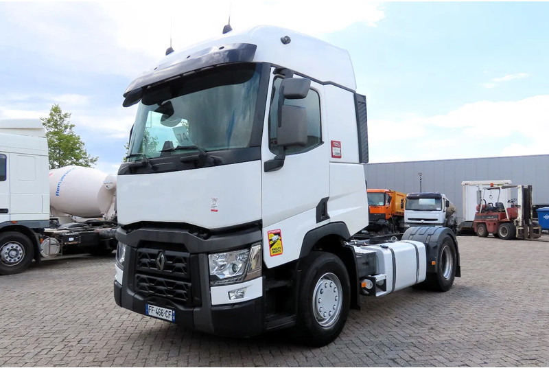 Renault T460 Retarder, PTO, Frigo, 586810 km. Good serviced truck - Tractor unit: picture 1 Renault T460 Retarder, PTO, Frigo, 586810 km. Good serviced truck - Tractor unit: picture 1