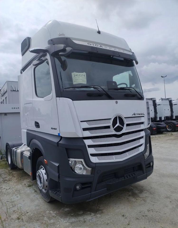 Mercedes-Benz Actros - Tractor unit: picture 2 Mercedes-Benz Actros - Tractor unit: picture 2