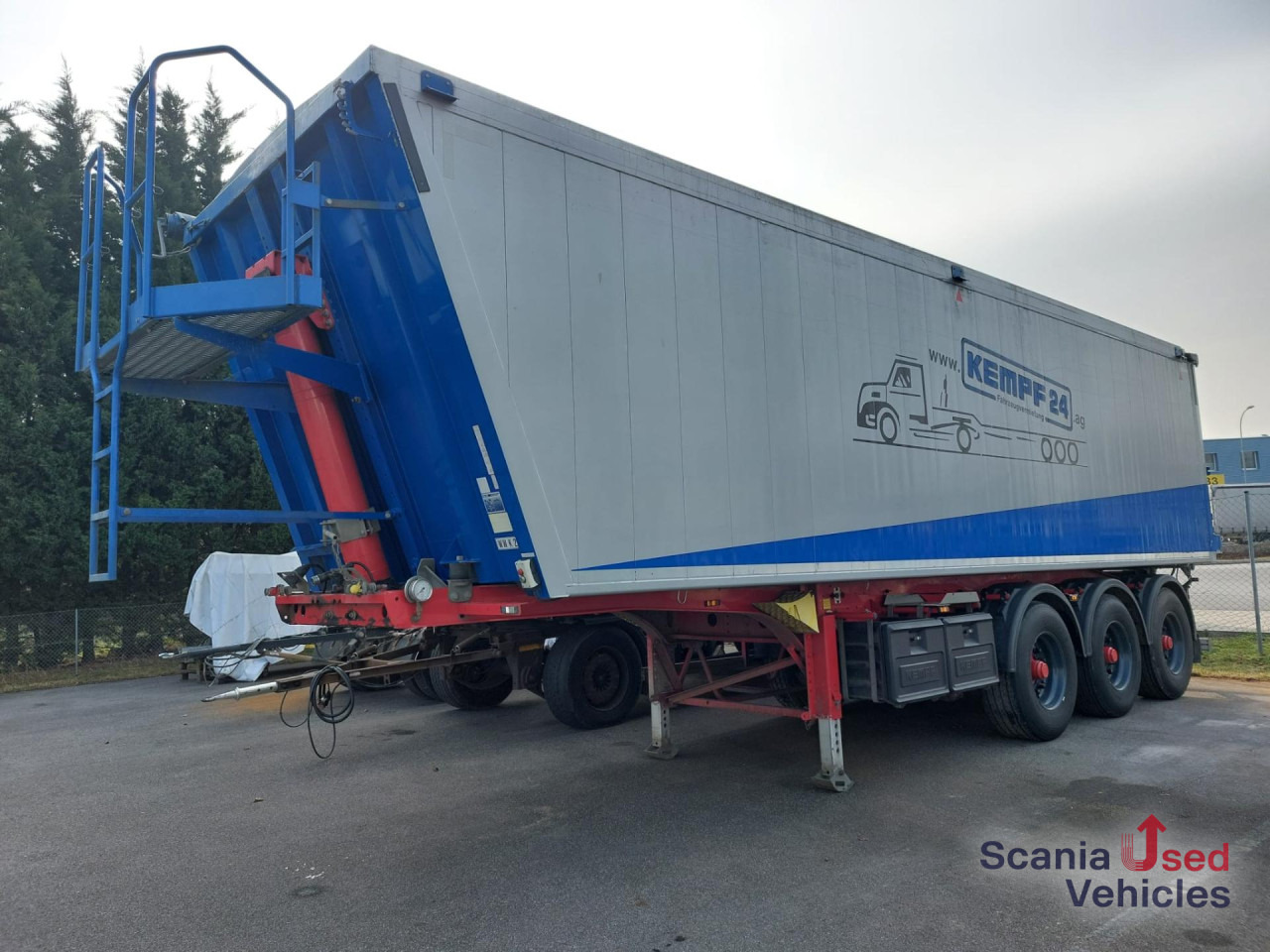 KEMPF SKM 3/S/ 39 A 10 Kastenmulde - Tipper semi-trailer: picture 1 KEMPF SKM 3/S/ 39 A 10 Kastenmulde - Tipper semi-trailer: picture 1