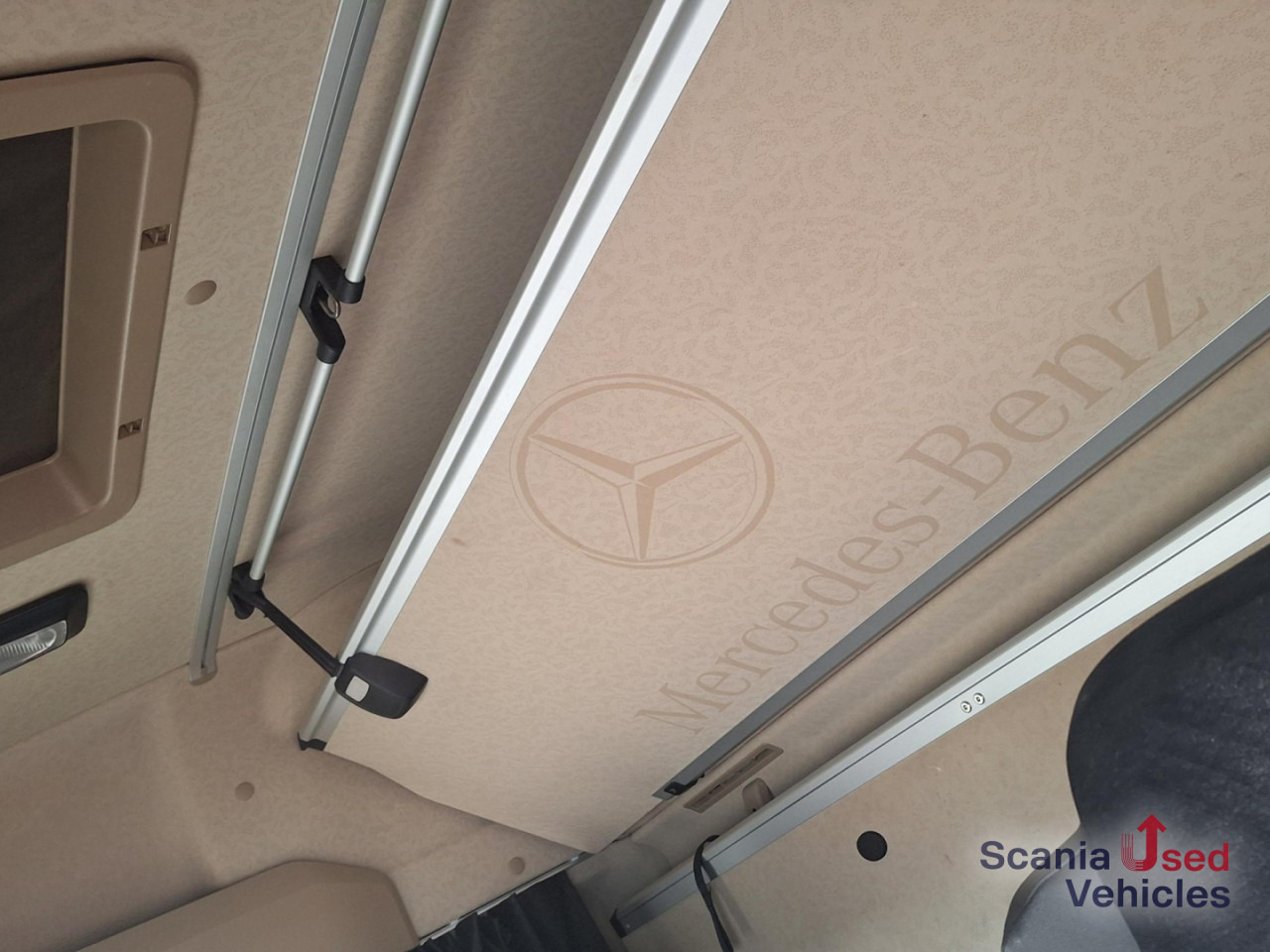 MERCEDES-BENZ Actros 1848 Retarder Blatt/Luft Retarder! - Tractor unit: picture 4 MERCEDES-BENZ Actros 1848 Retarder Blatt/Luft Retarder! - Tractor unit: picture 4