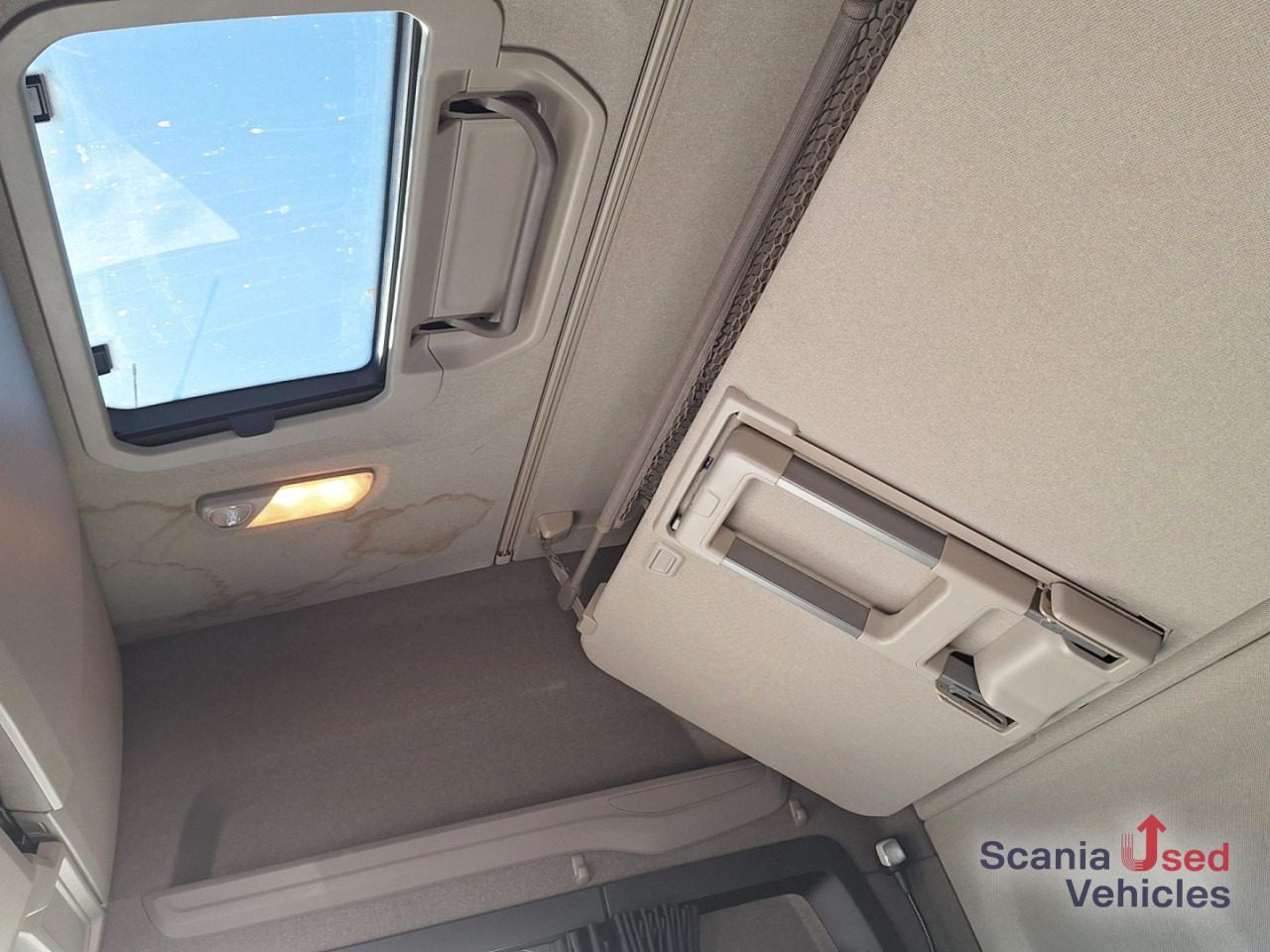 SCANIA R 450 A4x2EB Hubsattelkupplung SMART 2! - Tractor unit: picture 5 SCANIA R 450 A4x2EB Hubsattelkupplung SMART 2! - Tractor unit: picture 5