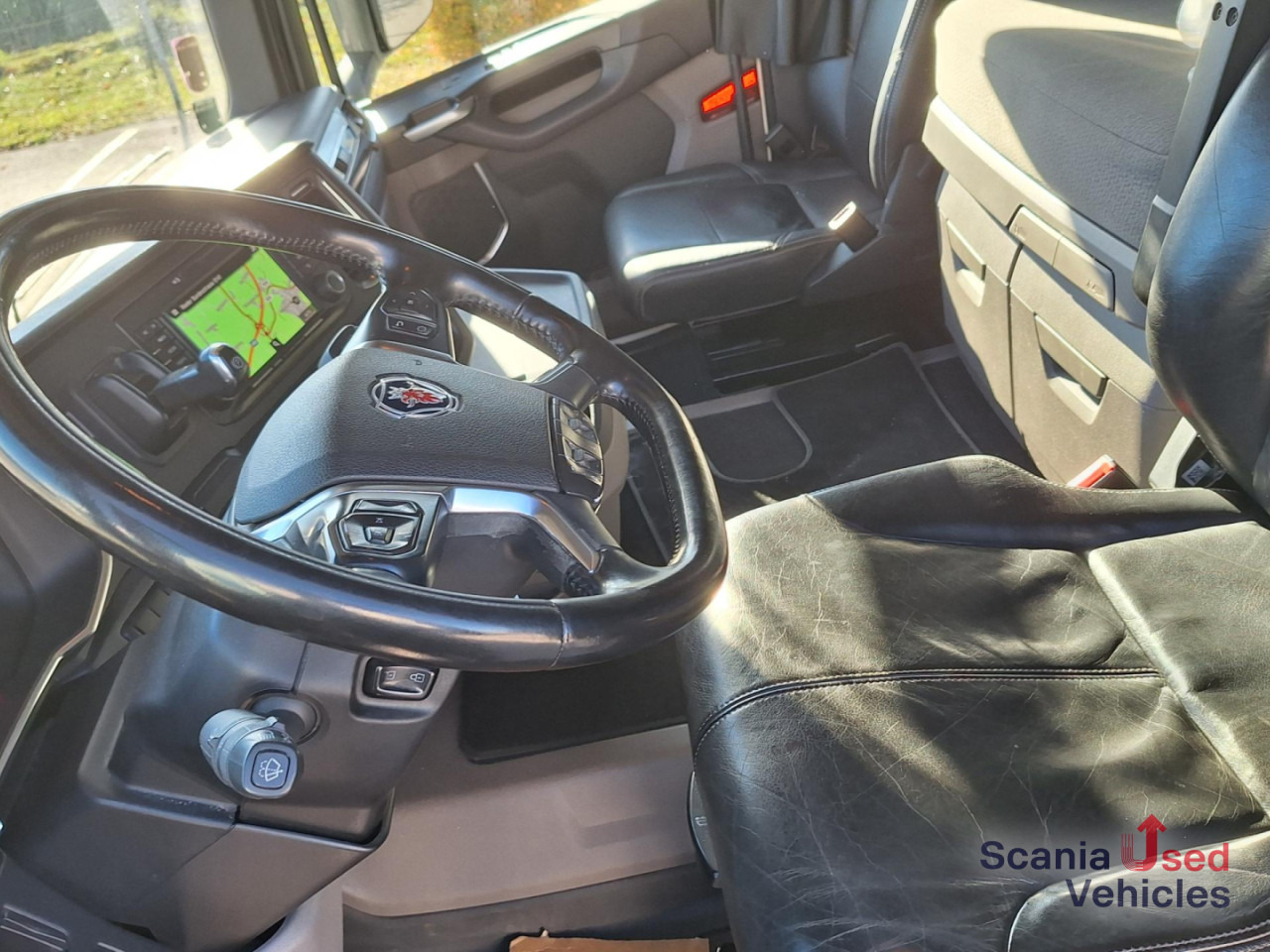 SCANIA R 450 A4x2EB Hubsattelkupplung SMART 2! - Tractor unit: picture 3 SCANIA R 450 A4x2EB Hubsattelkupplung SMART 2! - Tractor unit: picture 3