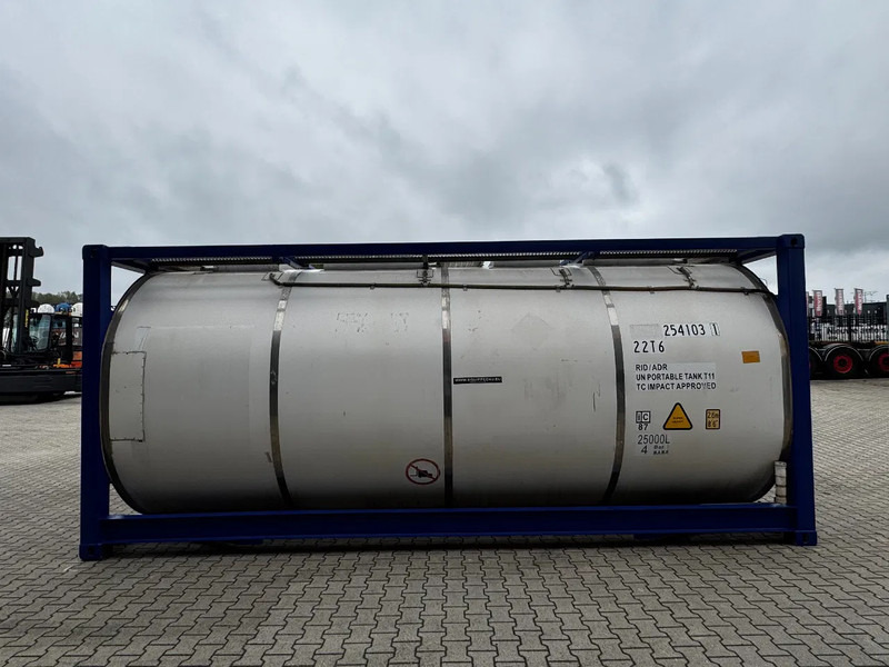 Tank container for transportation of chemicals CIMC 20FT ISO, 25.050L / 1-COMP / 3 BAFFELS / T11 / 4 manholes / ADR valid until 04/2027: picture 8 Tank container for transportation of chemicals CIMC 20FT ISO, 25.050L / 1-COMP / 3 BAFFELS / T11 / 4 manholes / ADR valid until 04/2027: picture 8