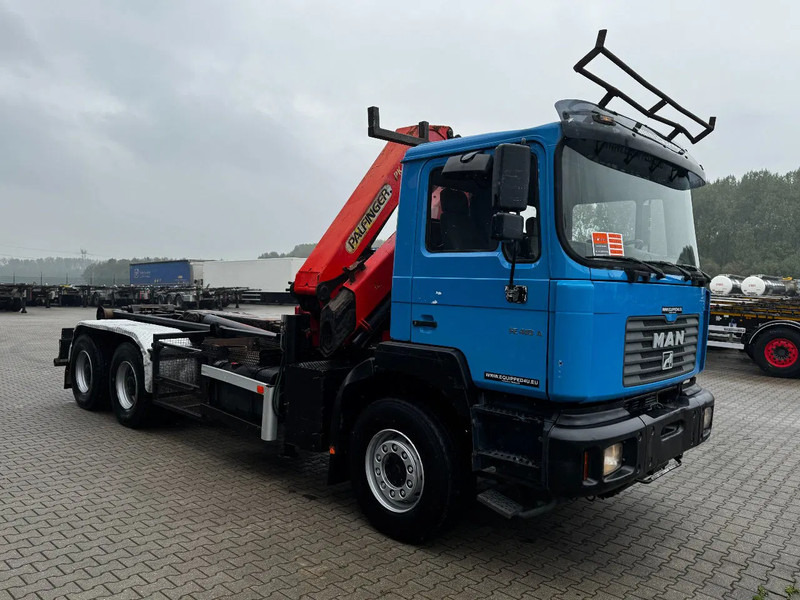 Hook lift truck, Crane truck MAN FE 410A, 6x4, EURO 2, Palfinger PK17000 Crane + VDL HOOK, full spring, manual gearbox, MOT 9/2025: picture 10