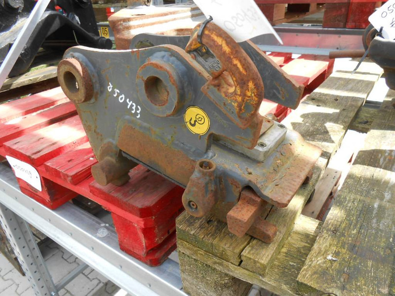 Quick coupler for Construction machinery Cangini Eurocomach ES25ZT: picture 1