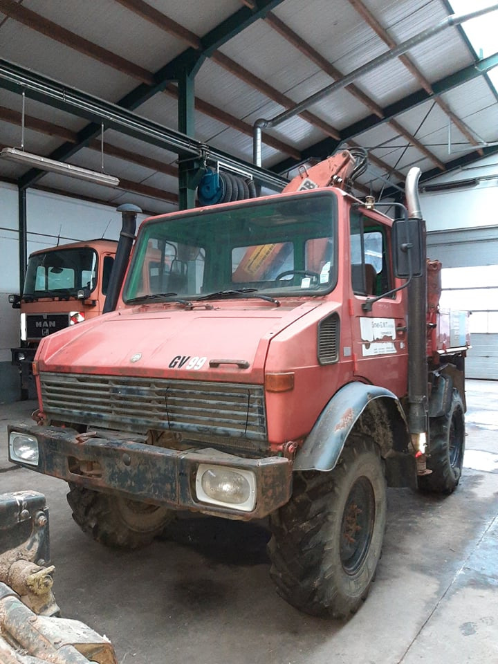 UNIMOG 1250 - Crane truck: picture 1 UNIMOG 1250 - Crane truck: picture 1