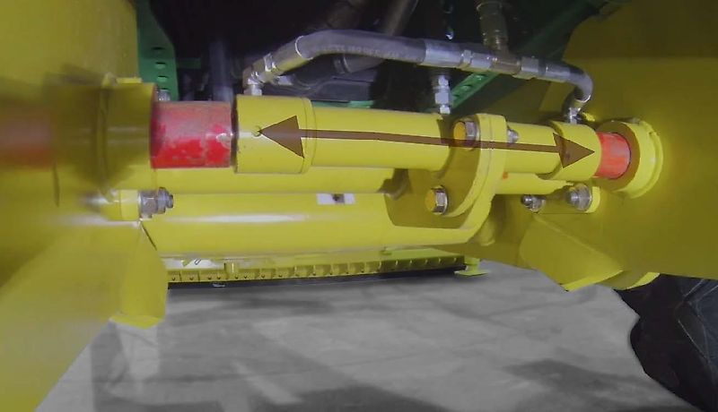 Degelman Degelman Dozer Blade 7900 zum John Deere 9RX - Blade for Farm tractor: picture 4 Degelman Degelman Dozer Blade 7900 zum John Deere 9RX - Blade for Farm tractor: picture 4