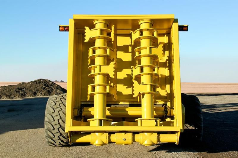 Degelman M28 - Manure spreader: picture 3 Degelman M28 - Manure spreader: picture 3