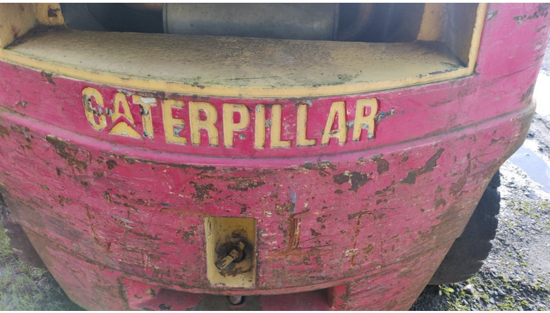 Caterpillar SE-300-15 - Diesel forklift: picture 4 Caterpillar SE-300-15 - Diesel forklift: picture 4