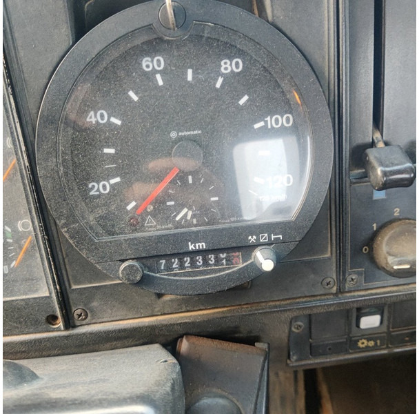 Container transporter/ Swap body truck Scania 82-H: picture 10 Container transporter/ Swap body truck Scania 82-H: picture 10