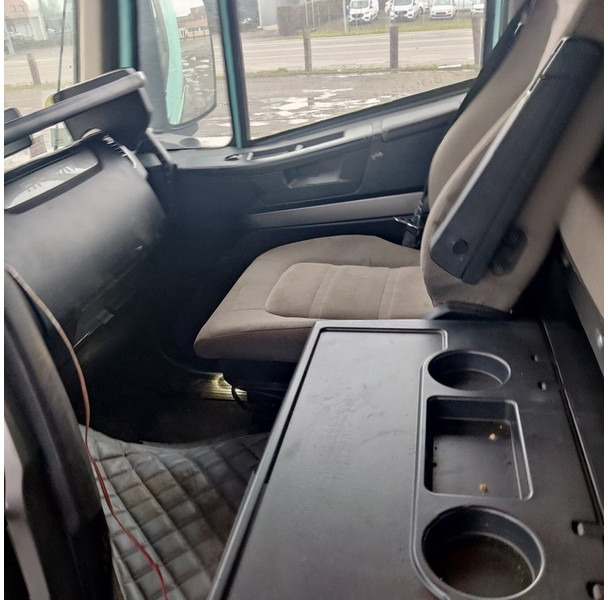 Tractor unit Iveco Stralis: picture 10