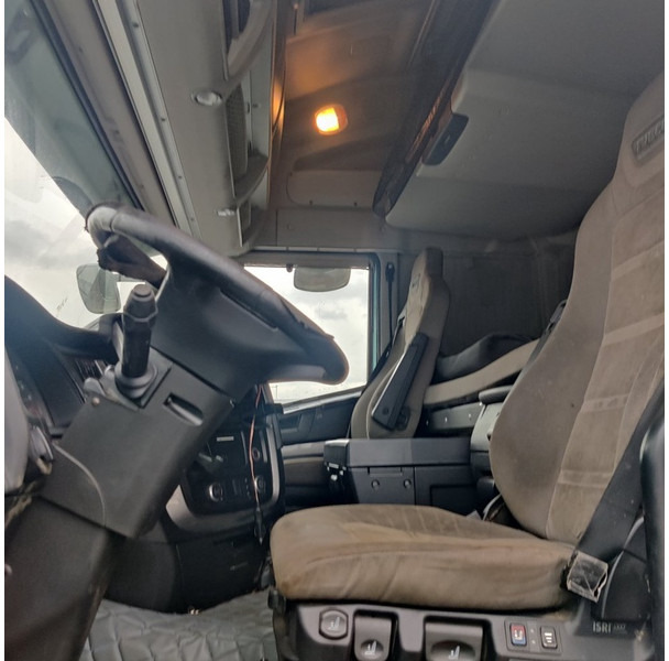 Tractor unit Iveco Stralis: picture 13