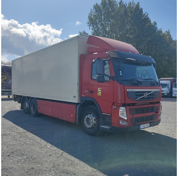 Volvo fm-330 - Box truck: picture 3 Volvo fm-330 - Box truck: picture 3