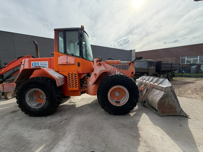 Hitachi W130 4x4 WHEEL LOADER - 13T - 11.082 HOURS - CE - BELGIAN MACHINE - Wheel loader: picture 5 Hitachi W130 4x4 WHEEL LOADER - 13T - 11.082 HOURS - CE - BELGIAN MACHINE - Wheel loader: picture 5