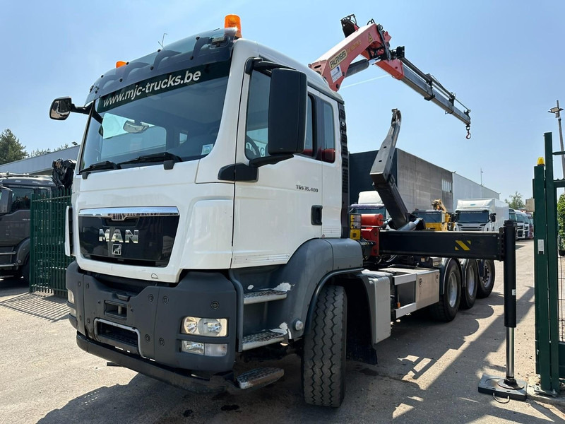 MAN TGS 35.400 8x4 TRIDEM HOOKLIFT T22 + CRANE PALFINGER PK 18001 EH + RADIO - EURO 5 - LIFT/STEERING AXLE - BE TRUCK - Hook lift truck, Crane truck: picture 2 MAN TGS 35.400 8x4 TRIDEM HOOKLIFT T22 + CRANE PALFINGER PK 18001 EH + RADIO - EURO 5 - LIFT/STEERING AXLE - BE TRUCK - Hook lift truck, Crane truck: picture 2