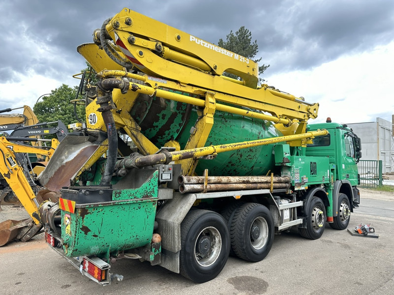 Mercedes-Benz ACTROS 3241 8x4 PUMI PM M 21-3 (21m) Putzmeister - *238.000km* / 1586H - EPS - BLADVERING / NAAFREDUCTIE - Concrete pump truck: picture 5 Mercedes-Benz ACTROS 3241 8x4 PUMI PM M 21-3 (21m) Putzmeister - *238.000km* / 1586H - EPS - BLADVERING / NAAFREDUCTIE - Concrete pump truck: picture 5