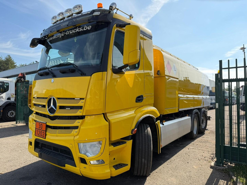 Mercedes-Benz ANTOS 2632 6x2 FUEL TANKER 16.000L - 4 COMP - DIESEL / PETROL - RETARDER - EURO 6 - LIFT / STEERING AXLE - *FULL AIR* - BE TRUCK - Tank truck: picture 3 Mercedes-Benz ANTOS 2632 6x2 FUEL TANKER 16.000L - 4 COMP - DIESEL / PETROL - RETARDER - EURO 6 - LIFT / STEERING AXLE - *FULL AIR* - BE TRUCK - Tank truck: picture 3