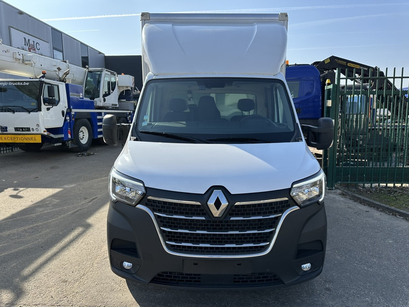 Renault MASTER 2.3 - 163HP - RED EDITION BAKWAGEN + LAADKLEP - 4m30 x 2m20 x 2m20 - CAMERA - NAVI - PACK COMFORT - BELG - Closed box van: picture 2 Renault MASTER 2.3 - 163HP - RED EDITION BAKWAGEN + LAADKLEP - 4m30 x 2m20 x 2m20 - CAMERA - NAVI - PACK COMFORT - BELG - Closed box van: picture 2
