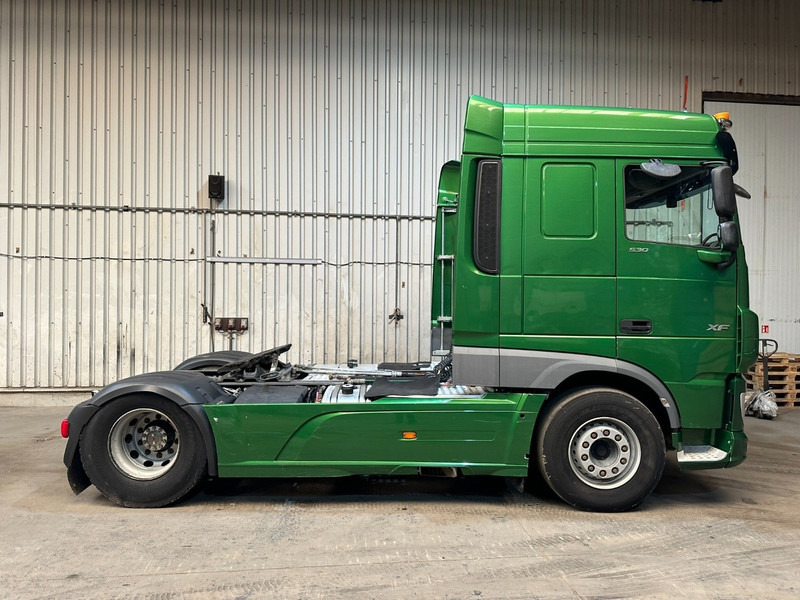 DAF XF 530 RETARDER - *378.000km* - PTO HYDR - 13L MOTOR - SC - FULL SPOILERS / SIDESKIRTS - BE TRUCK - Tractor unit: picture 5 DAF XF 530 RETARDER - *378.000km* - PTO HYDR - 13L MOTOR - SC - FULL SPOILERS / SIDESKIRTS - BE TRUCK - Tractor unit: picture 5