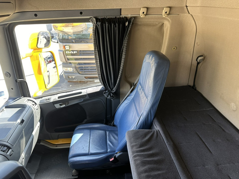 Tractor unit Scania R560 6X4 TRACTOR UNIT - V8 - RETARDER - PTO HYDR - STEEL SPRING / BLATT - BIG AXLES / HUB REDUCTION - BE TRUCK: picture 9