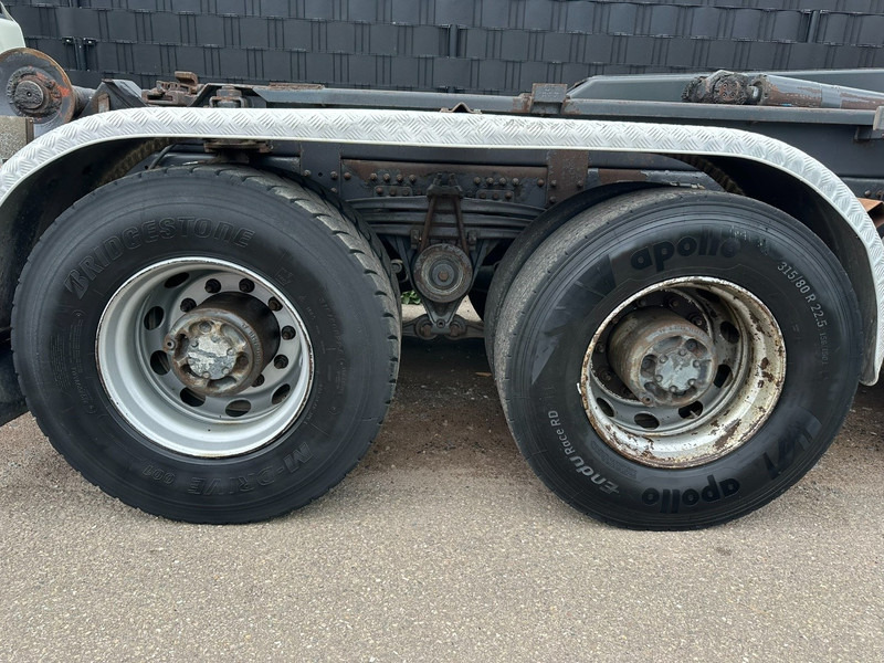 Volvo FH 400 6X4 HOOKLIFT AJK NHS20-5430 - STEEL SPRING / HUB REDUCTION - I SHIFT - BE TRUCK - Hook lift truck: picture 5 Volvo FH 400 6X4 HOOKLIFT AJK NHS20-5430 - STEEL SPRING / HUB REDUCTION - I SHIFT - BE TRUCK - Hook lift truck: picture 5