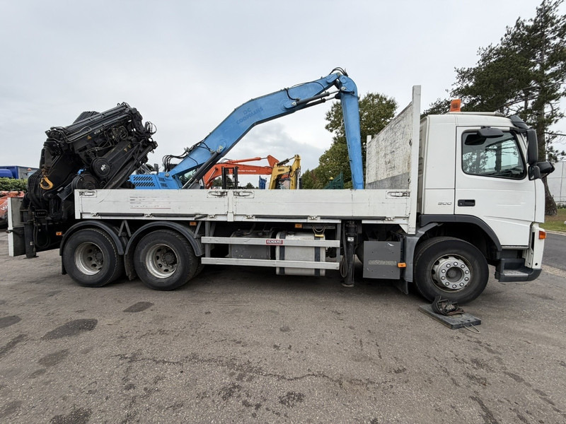 Volvo FM 300 6x4 PRITSCHE + (25.8m!) KRAN HIAB 245 E-5 + JIB 65 X-3 + 2 ME - *228.000km* - MANUAL - A/C - EURO 3 - BELGIAN TRUCK - Crane truck: picture 5 Volvo FM 300 6x4 PRITSCHE + (25.8m!) KRAN HIAB 245 E-5 + JIB 65 X-3 + 2 ME - *228.000km* - MANUAL - A/C - EURO 3 - BELGIAN TRUCK - Crane truck: picture 5