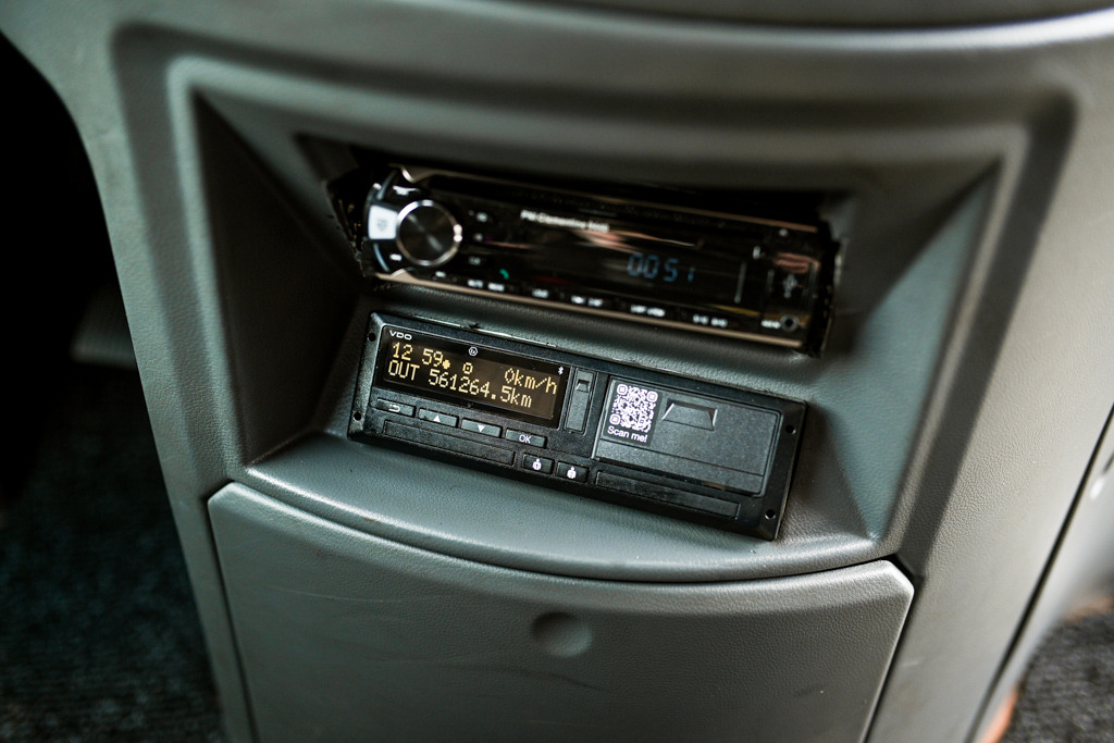 Coach MERCEDES-BENZ Tourismo RHD-L Euro V: picture 23