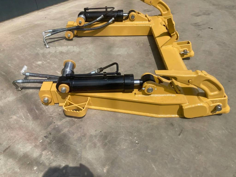 Cat 963K - Attachment for Construction machinery: picture 2 Cat 963K - Attachment for Construction machinery: picture 2