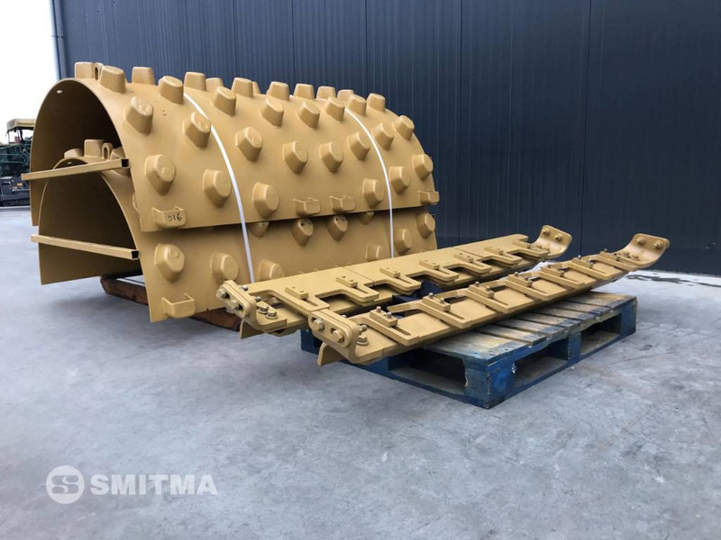 Cat CS54B - Attachment for Construction machinery: picture 2 Cat CS54B - Attachment for Construction machinery: picture 2