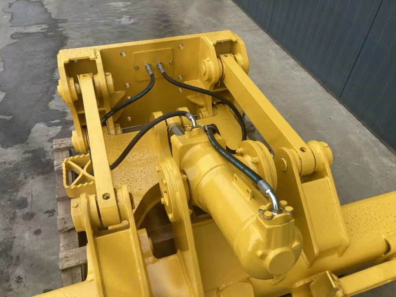 Komatsu D41 - Attachment for Construction machinery: picture 5 Komatsu D41 - Attachment for Construction machinery: picture 5