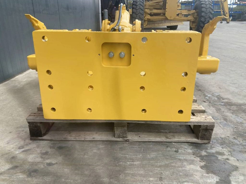 Komatsu D51 - Attachment for Construction machinery: picture 3 Komatsu D51 - Attachment for Construction machinery: picture 3